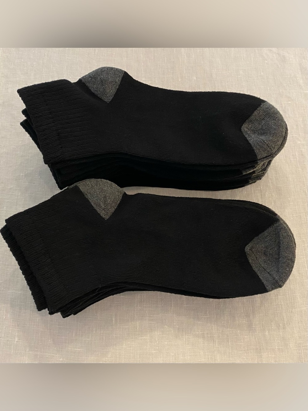 NWOTs Men's Black Crew Socks with Gray Heel & Toe - 17 Pairs